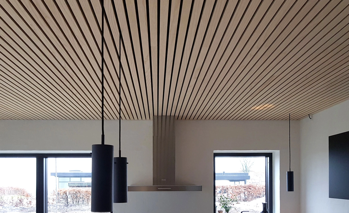 lyd liste loft i ask monteret med wood-click
