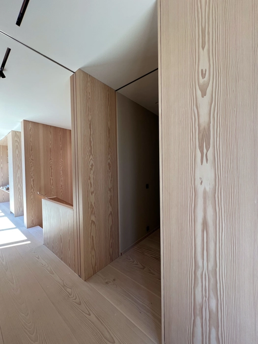 Arkitekt Interiør leveret fra møbelsnedkeri i Århus Bygholm Wood udført i douglas efter ønske og på specialmål
